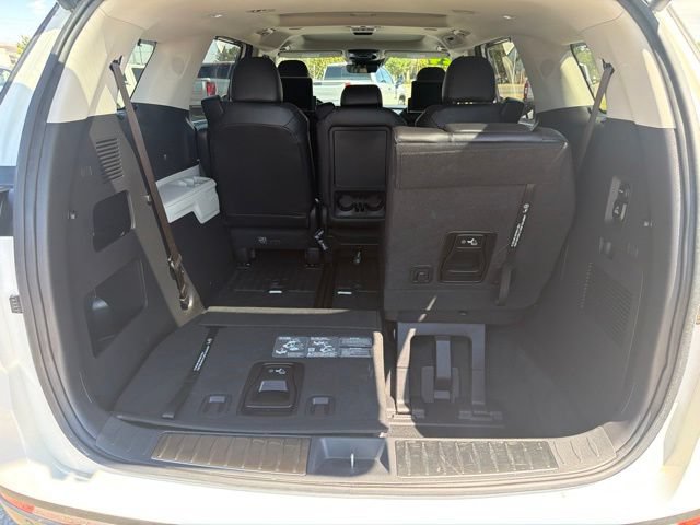 Used 2024 Kia Carnival SX Prestige FWD image 9
