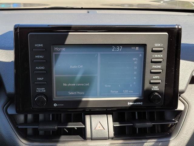 Used 2022 Toyota RAV4 XLE w/ XLE Grade Weather Package AWD/4WD image 17