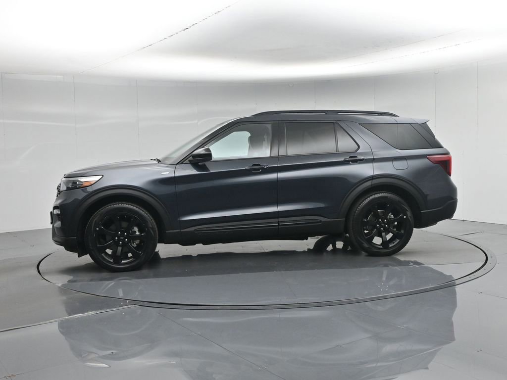 Certified 2023 Ford Explorer ST-Line w/ Class IV Trailer Tow Package RWD image 22