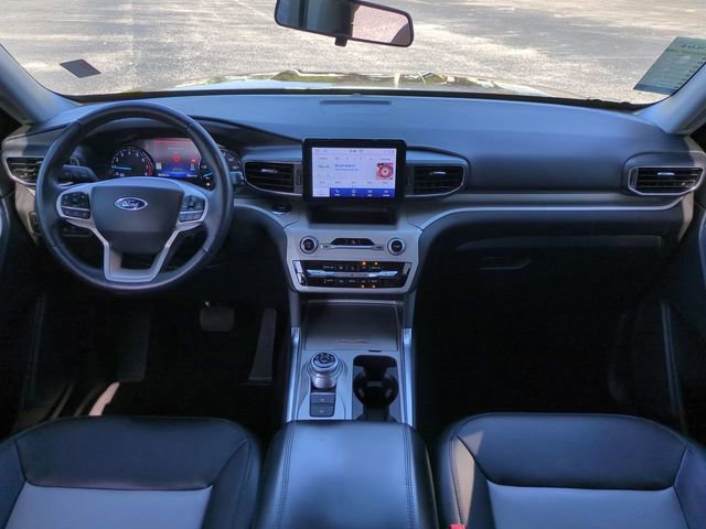 Certified 2023 Ford Explorer XLT w/ Equipment Group 202A image 19