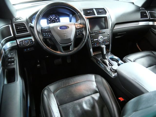 Certified 2017 Ford Explorer Limited w/ Equipment Group 301A AWD/4WD image 4