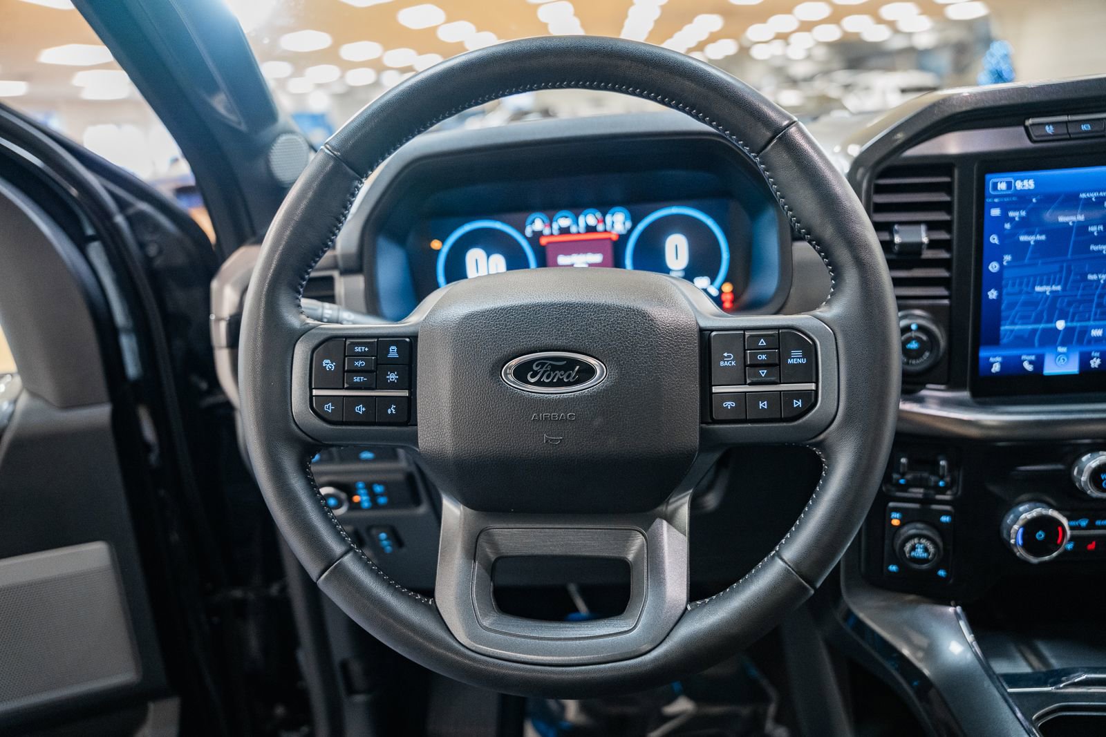 Certified 2023 Ford F150 Lariat w/ Equipment Group 502A High image 37