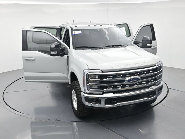 Certified 2025 Ford F250 Lariat w/ Lariat Ultimate Package AWD/4WD image 47
