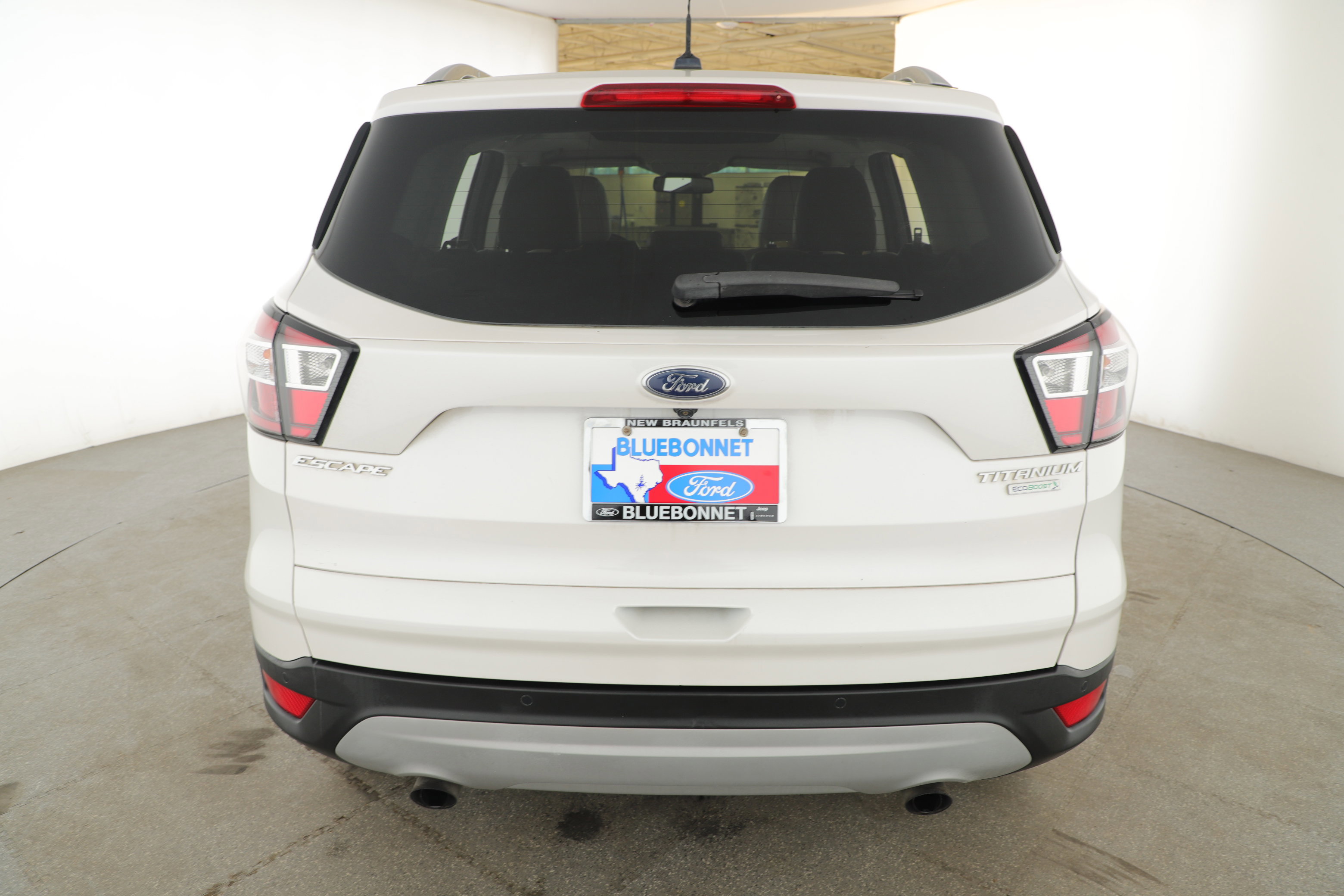 Certified 2017 Ford Escape Titanium w/ Equipment Group 301A image 2