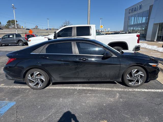 Used 2024 Hyundai Elantra SEL w/ Convenience Package image 5