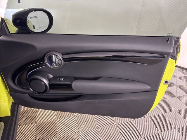 Used 2022 MINI Cooper S image 18