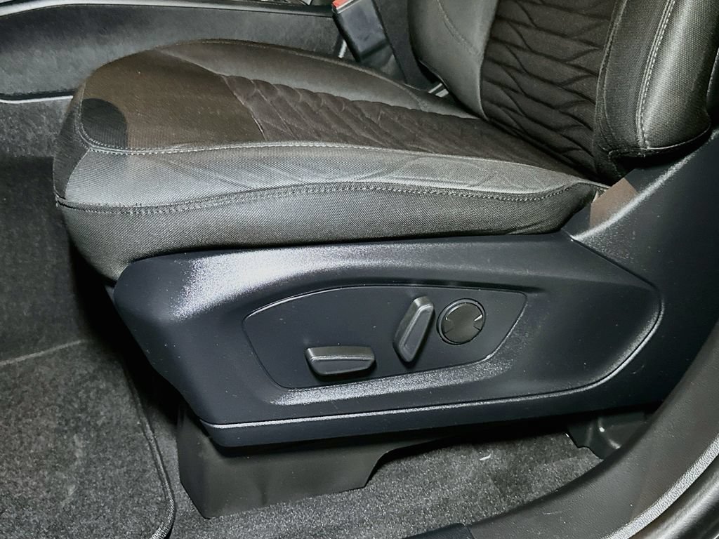 Certified 2020 Ford Explorer XLT AWD/4WD image 19