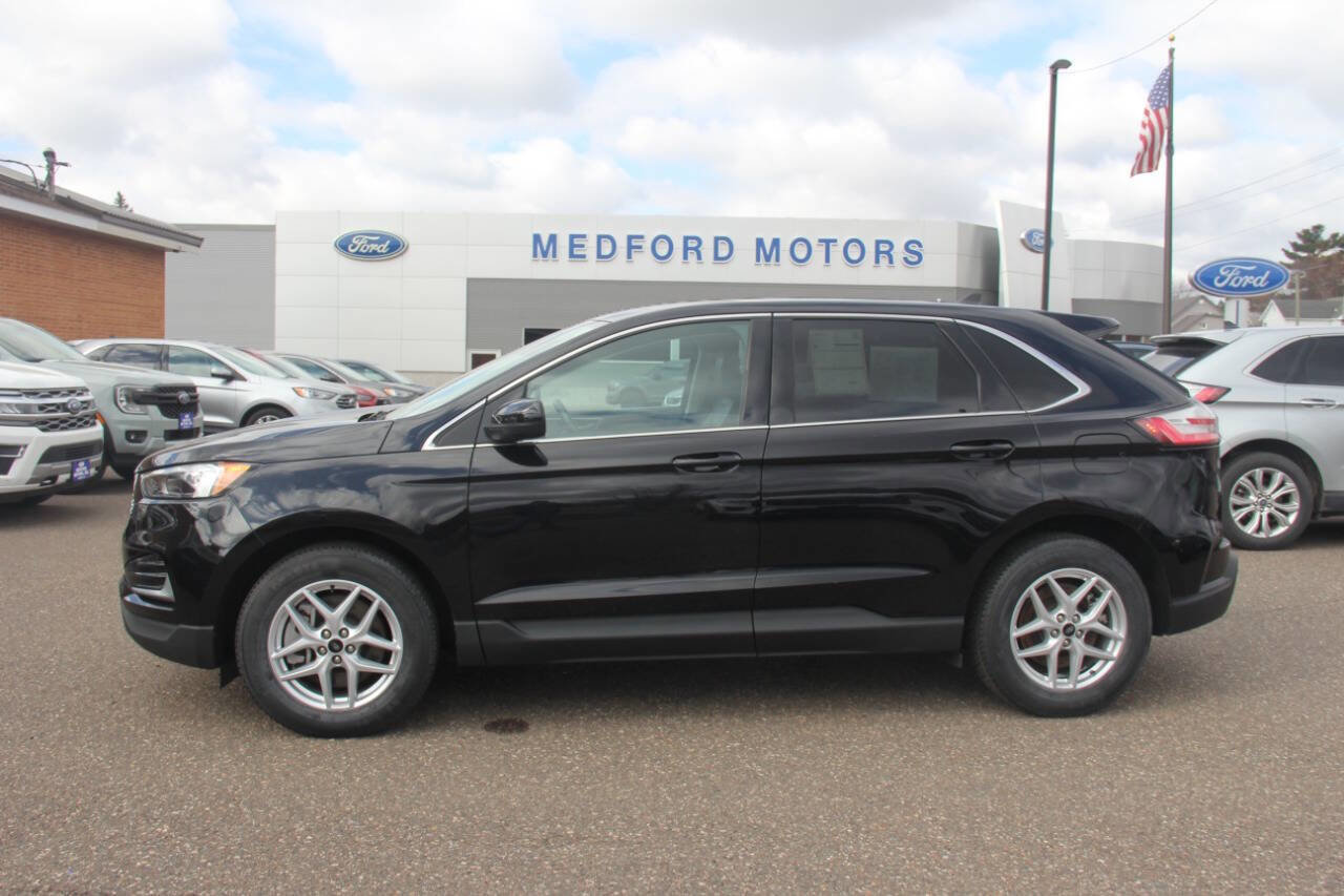Certified 2024 Ford Edge SEL AWD/4WD image 3