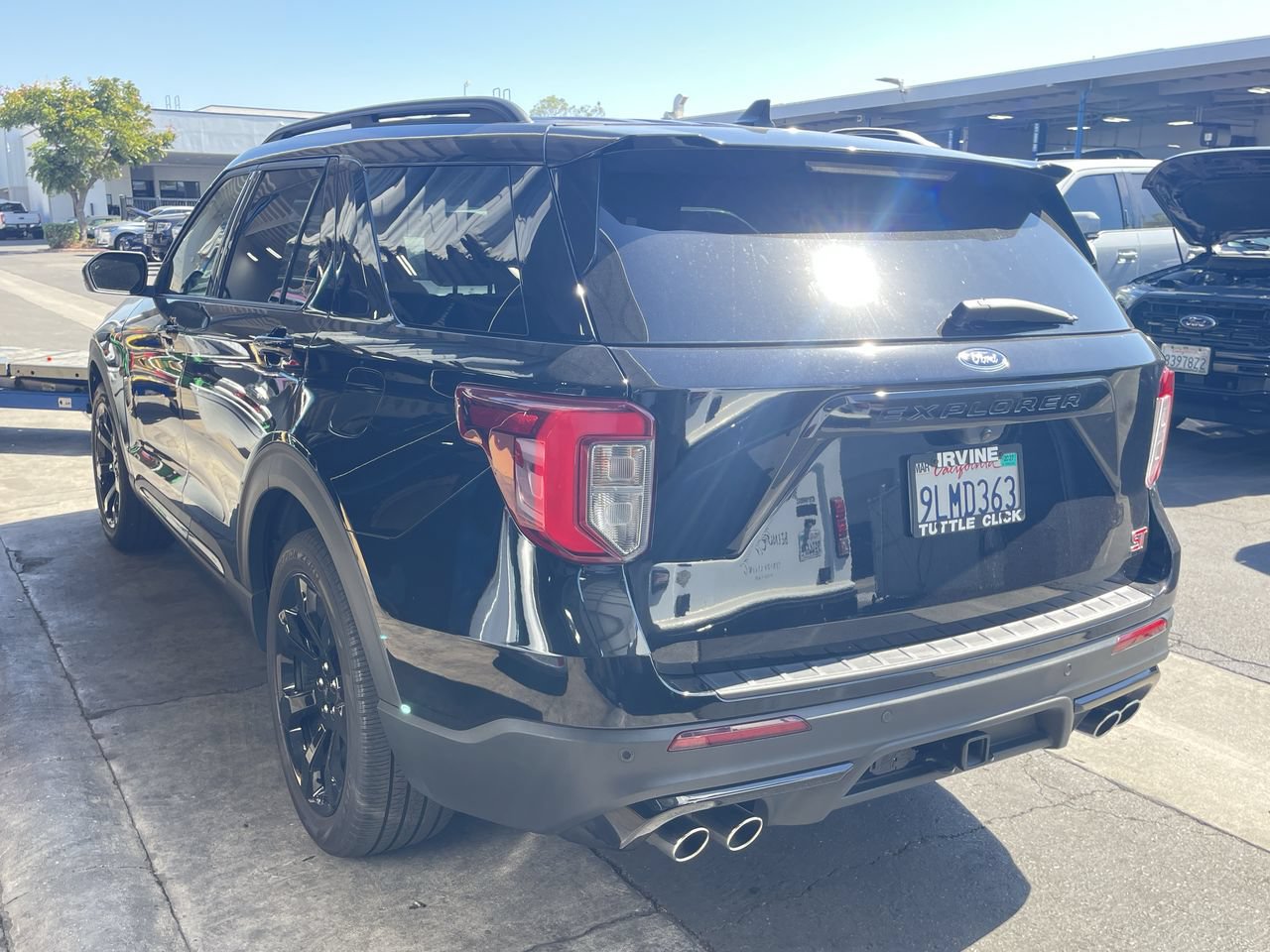 Certified 2023 Ford Explorer ST w/ Equipment Group 401A AWD/4WD image 3