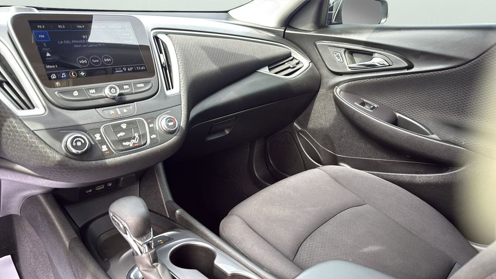 Used 2024 Chevrolet Malibu LS image 20