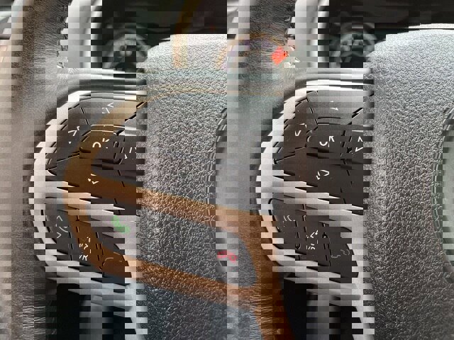 Used 2017 Jeep Cherokee Latitude w/ True North Edition image 19