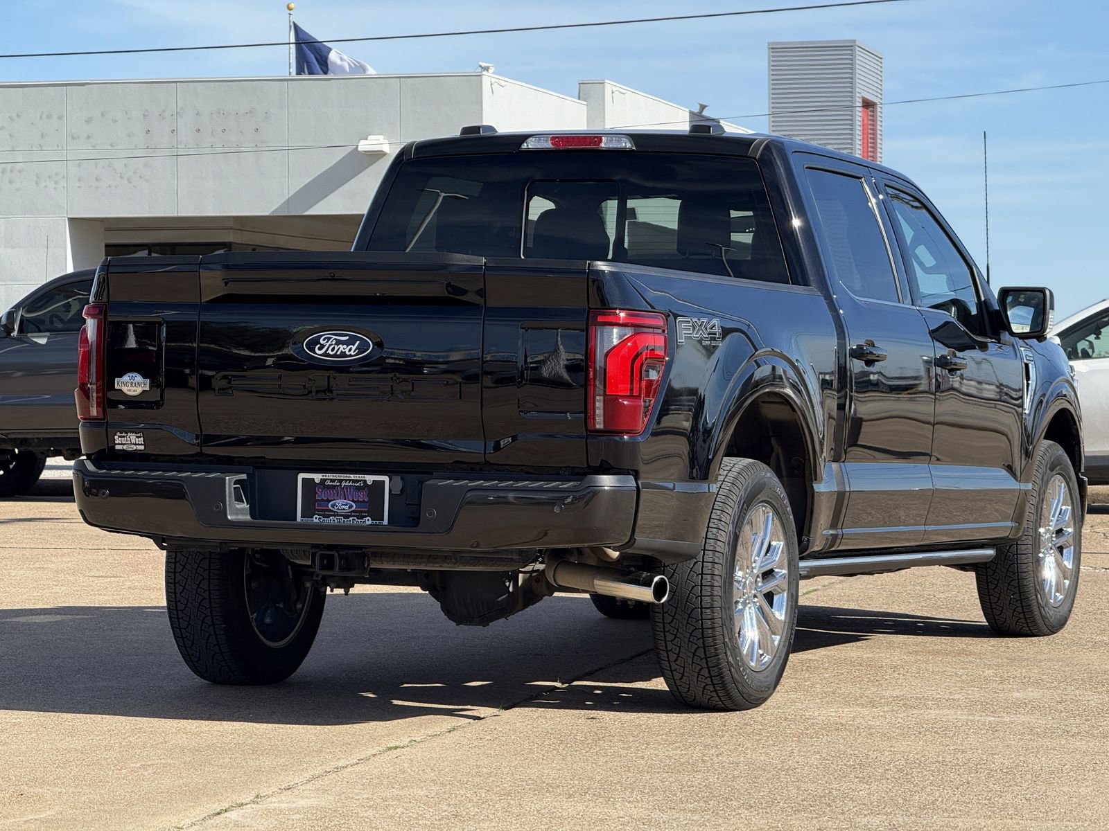 Certified 2024 Ford F150 King Ranch w/ FX4 Off-Road Package image 4