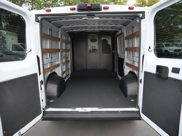 Used 2025 RAM ProMaster 2500 w/ U-Haul Equipment Group FWD image 8