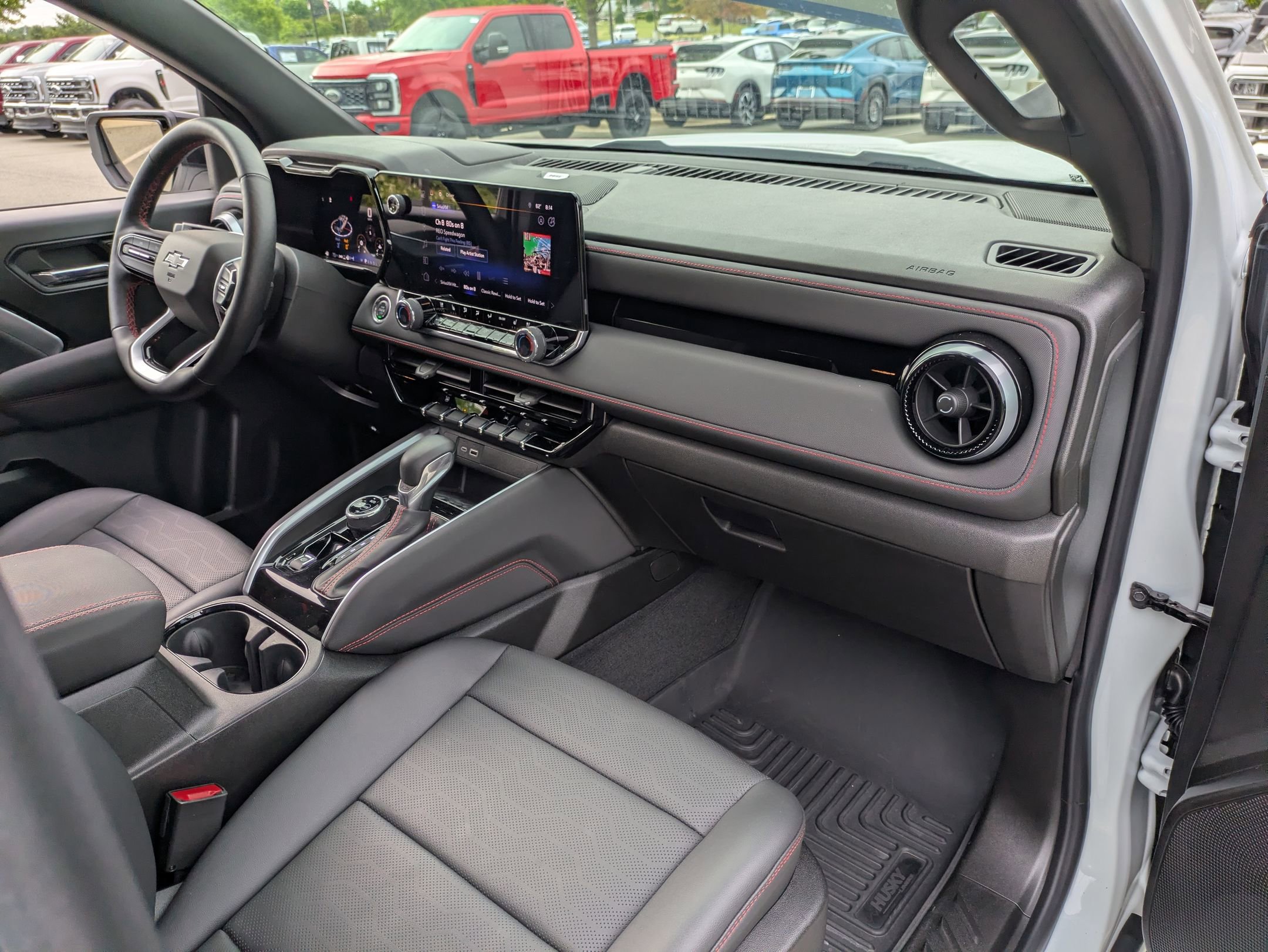 Used 2024 Chevrolet Colorado Z71 w/ Z71 Convenience Package 2 AWD/4WD image 37