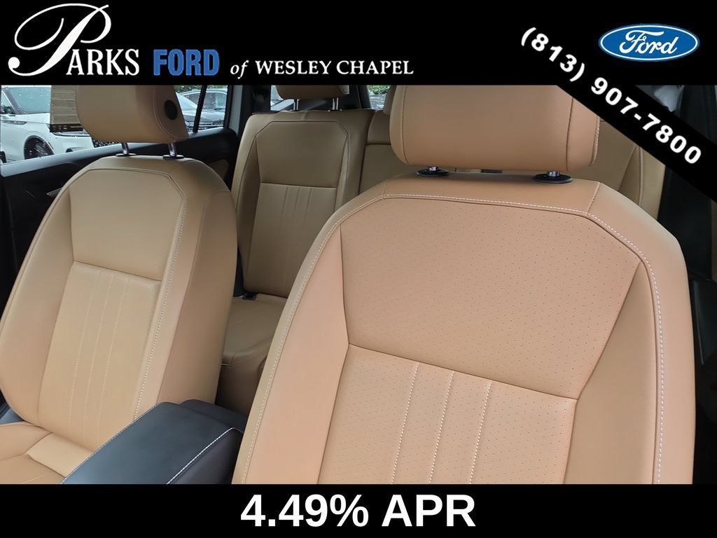 Used 2024 Volkswagen Tiguan SE w/ Panoramic Sunroof Package FWD image 21