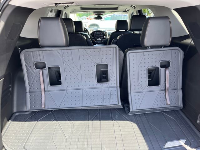 Used 2019 Chevrolet Traverse Premier w/ Driver Confidence II Package FWD image 8