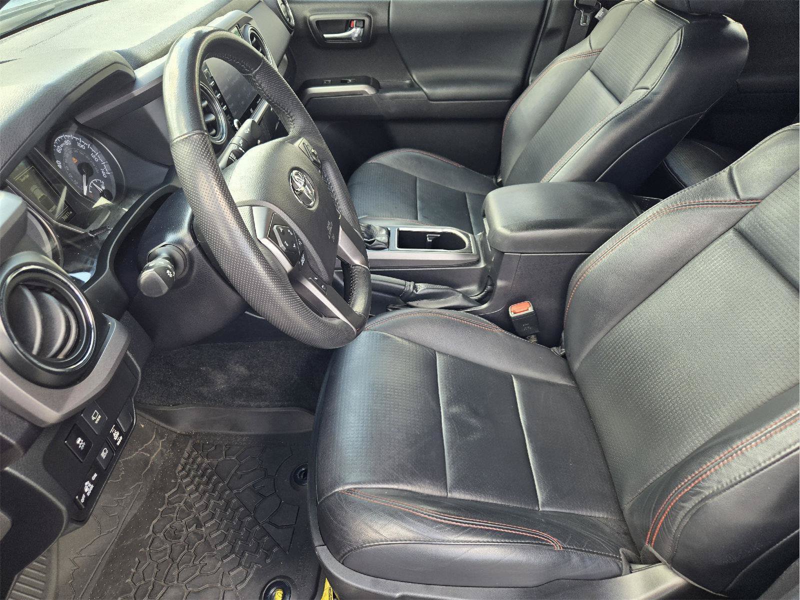 Used 2022 Toyota Tacoma TRD Pro AWD/4WD image 11