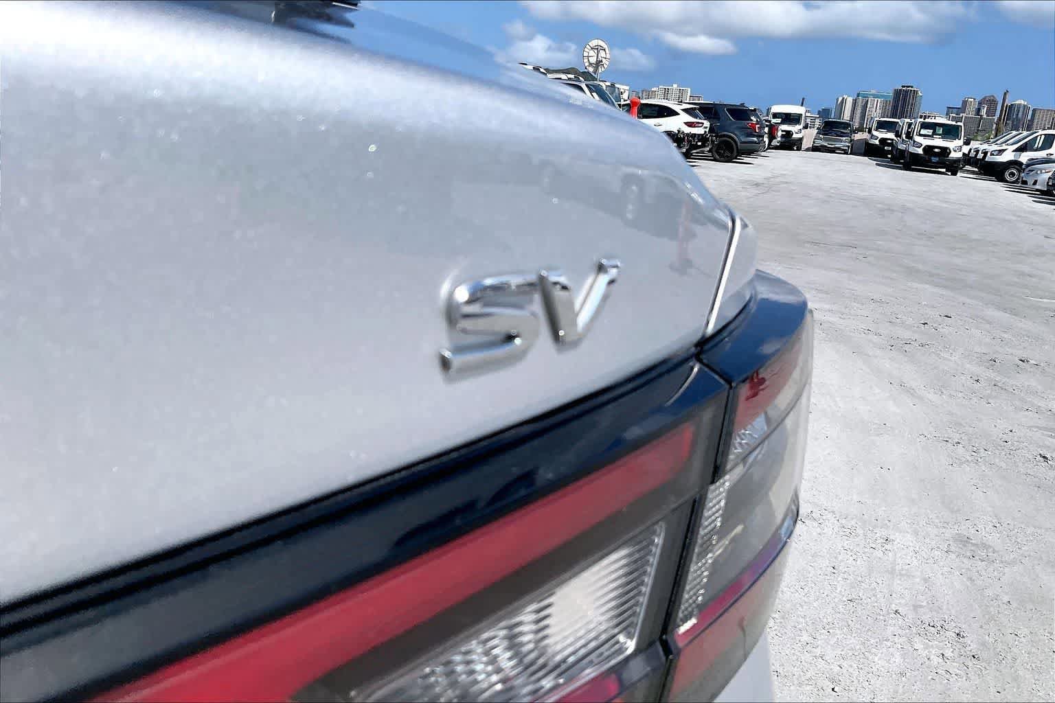 Used 2023 Nissan Maxima SV w/ Floor Mat Group FWD image 7