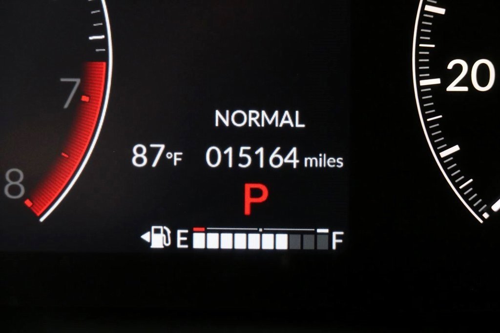 Used 2025 Honda HR-V EX-L image 10