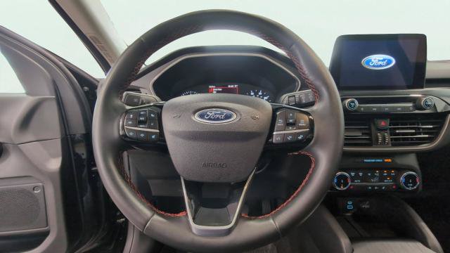 Certified 2022 Ford Escape SEL w/ SEL Stealth AWD Package image 19