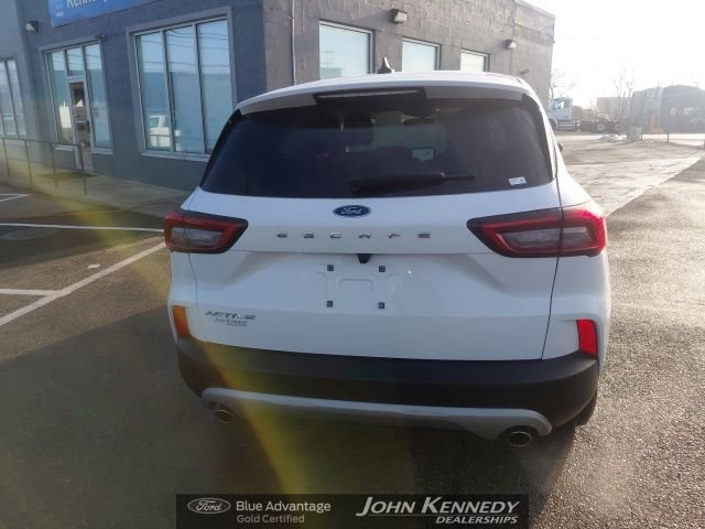 Certified 2024 Ford Escape Active w/ Cold Weather Package image 4