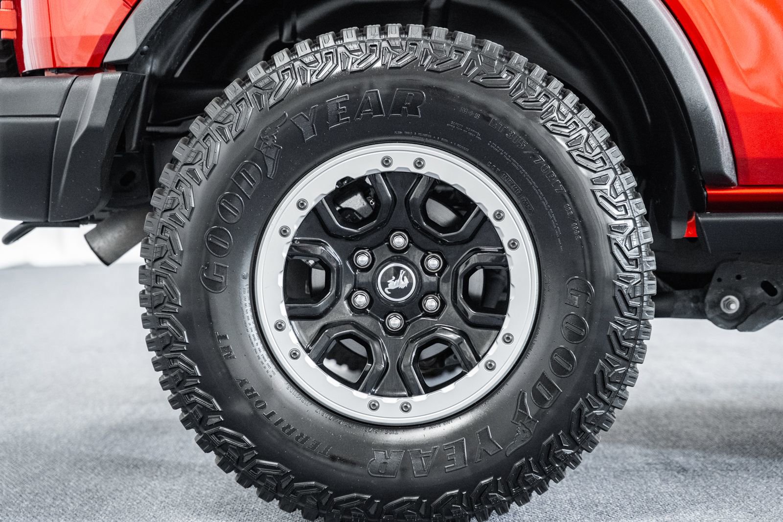 Certified 2024 Ford Bronco Badlands w/ Sasquatch Package image 17