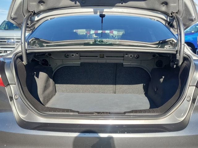 Certified 2018 Ford Focus SE w/ SE Appearance Package image 26