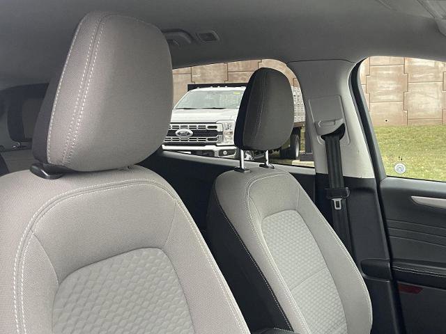 Certified 2022 Ford Escape SE w/ Convenience Package image 16