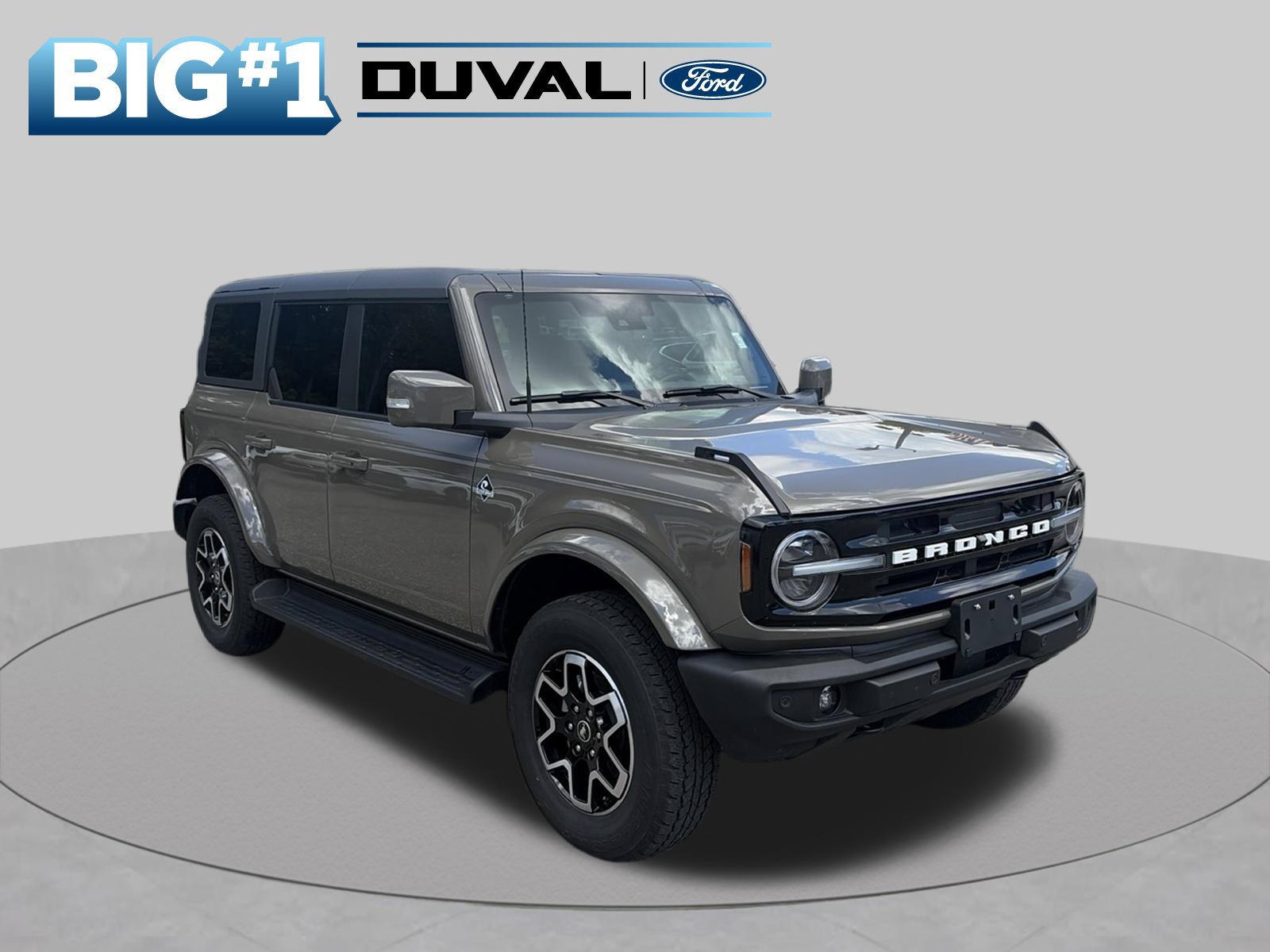 Certified 2025 Ford Bronco Outer Banks AWD/4WD image 3