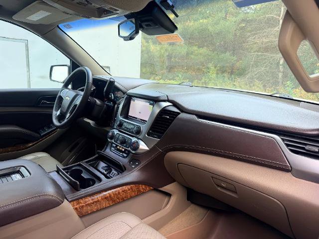 Used 2017 Chevrolet Suburban Premier AWD/4WD image 15