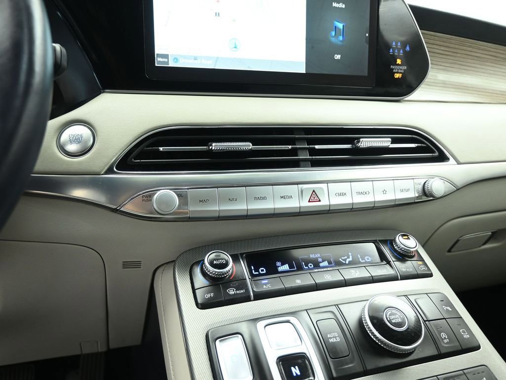 Used 2022 Hyundai Palisade Limited image 41