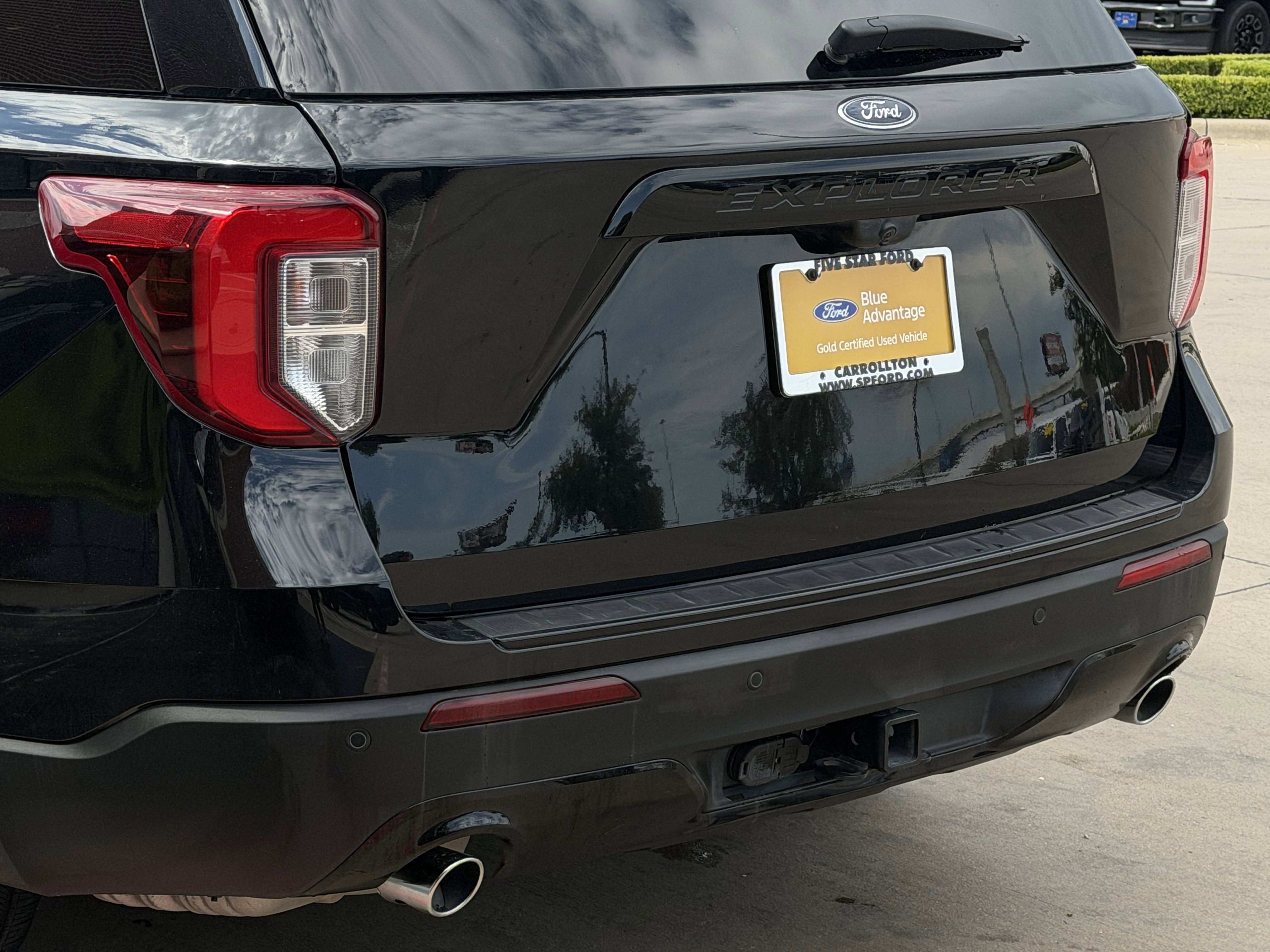 Certified 2022 Ford Explorer ST-Line w/ Class IV Trailer Tow Package RWD image 7