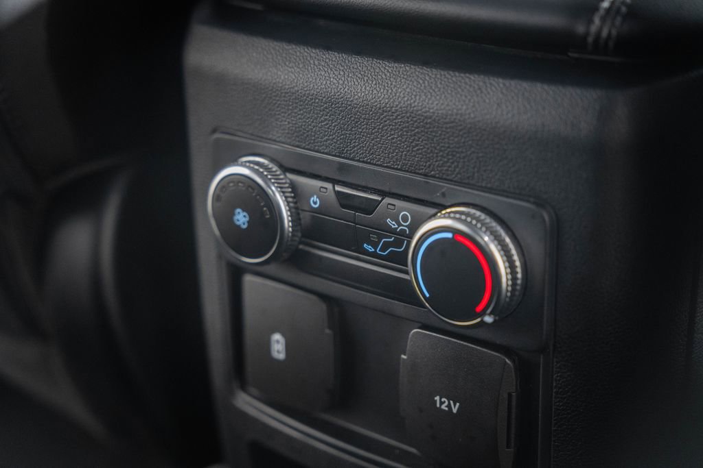 Certified 2021 Ford Explorer XLT w/ Equipment Group 202A image 37