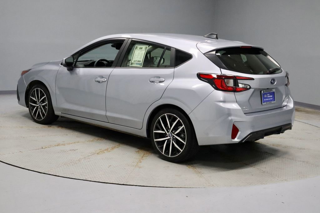 Used 2025 Subaru Impreza 2.0i Sport image 3