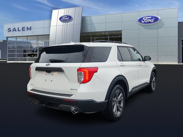 Certified 2023 Ford Explorer XLT w/ Equipment Group 202A AWD/4WD image 3