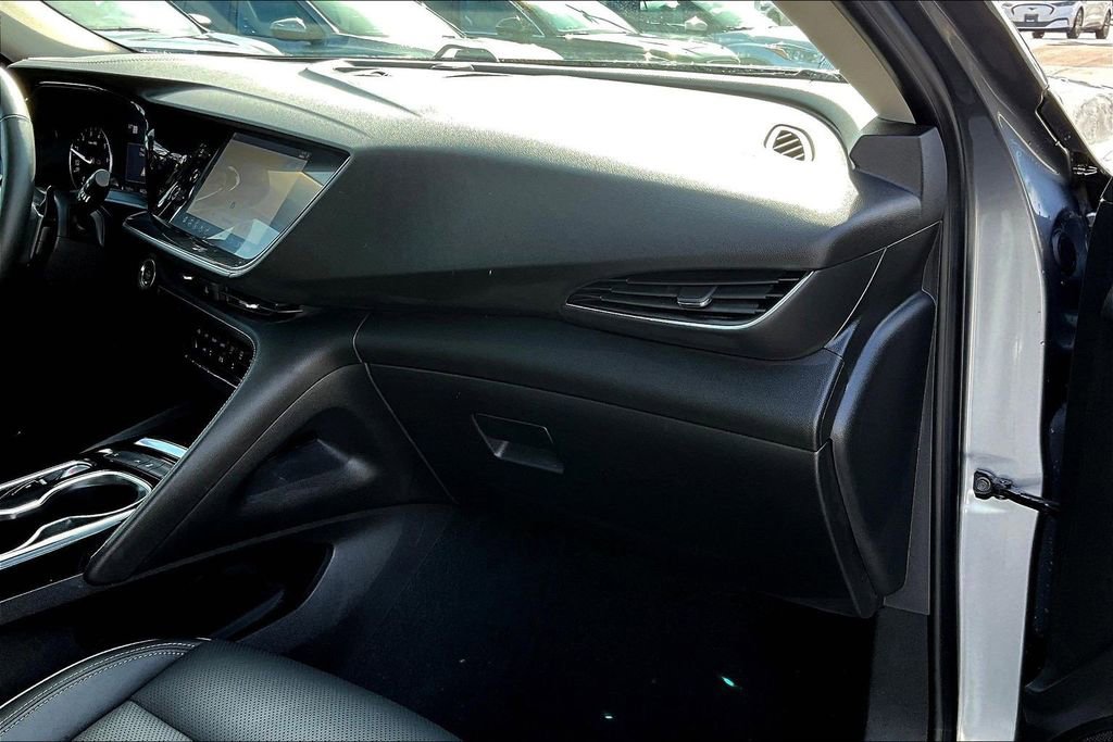 Used 2021 Buick Envision Essence w/ Technology Package I FWD image 15