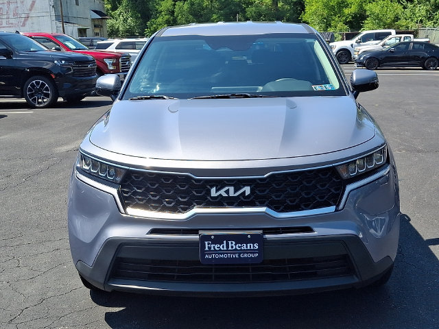 Used 2022 Kia Sorento LX FWD image 3