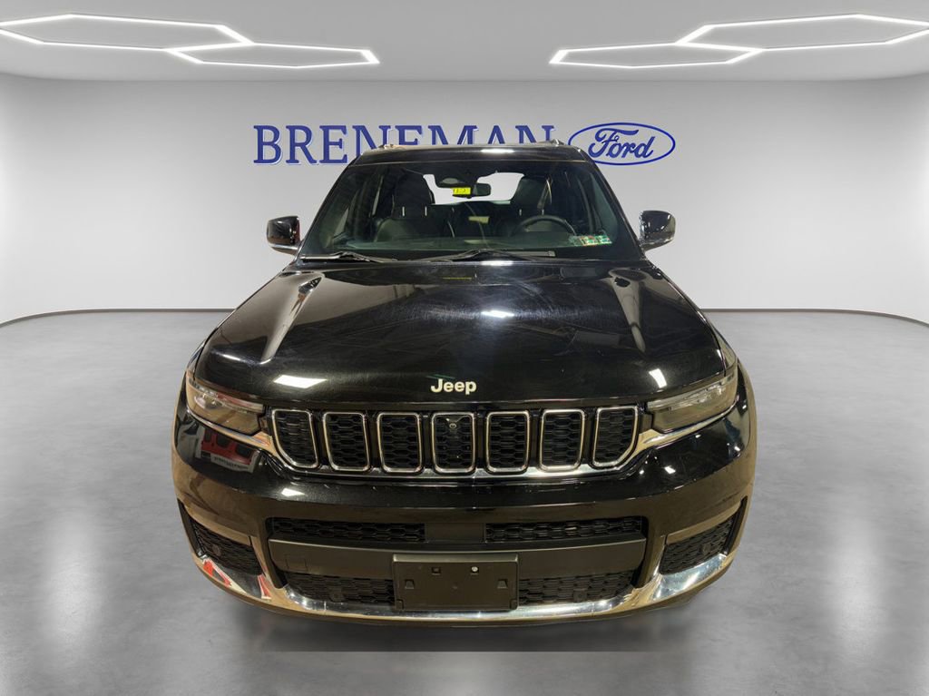 Used 2024 Jeep Grand Cherokee L Limited w/ Luxury Tech Group II image 10