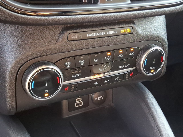 Certified 2025 Ford Escape ST-Line Select AWD/4WD image 16