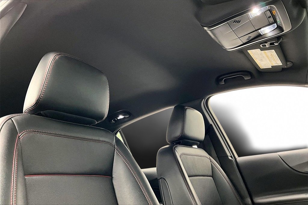 Used 2023 Chevrolet Equinox RS w/ RS Leather Package image 22