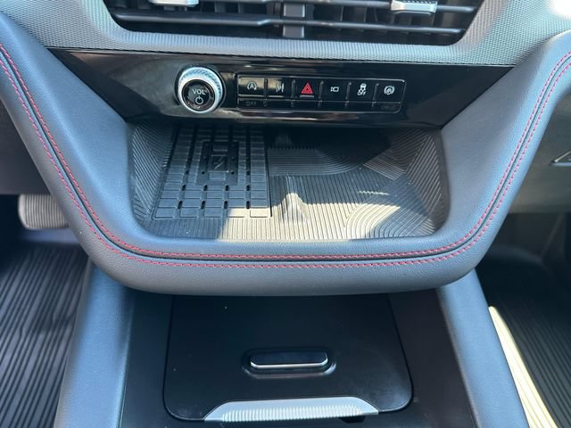 Certified 2025 Ford Explorer ST AWD/4WD image 17