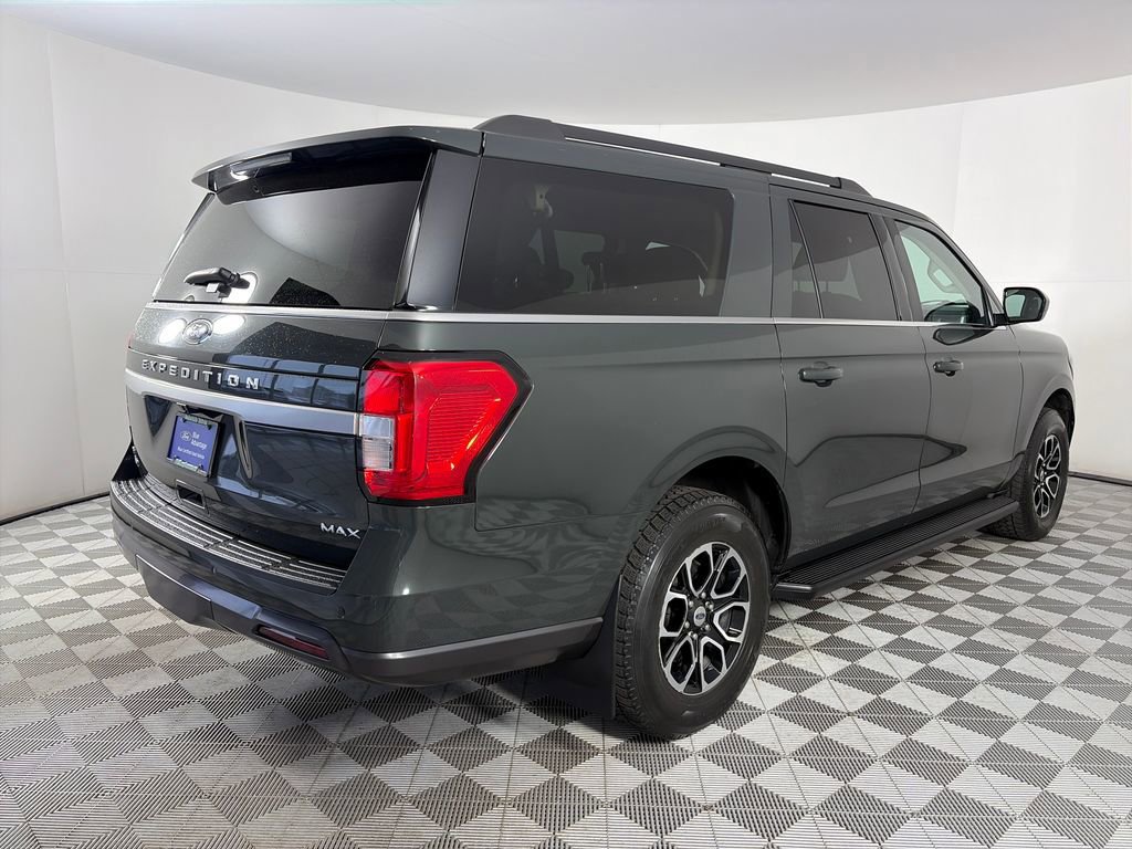 Certified 2022 Ford Expedition Max XLT image 5