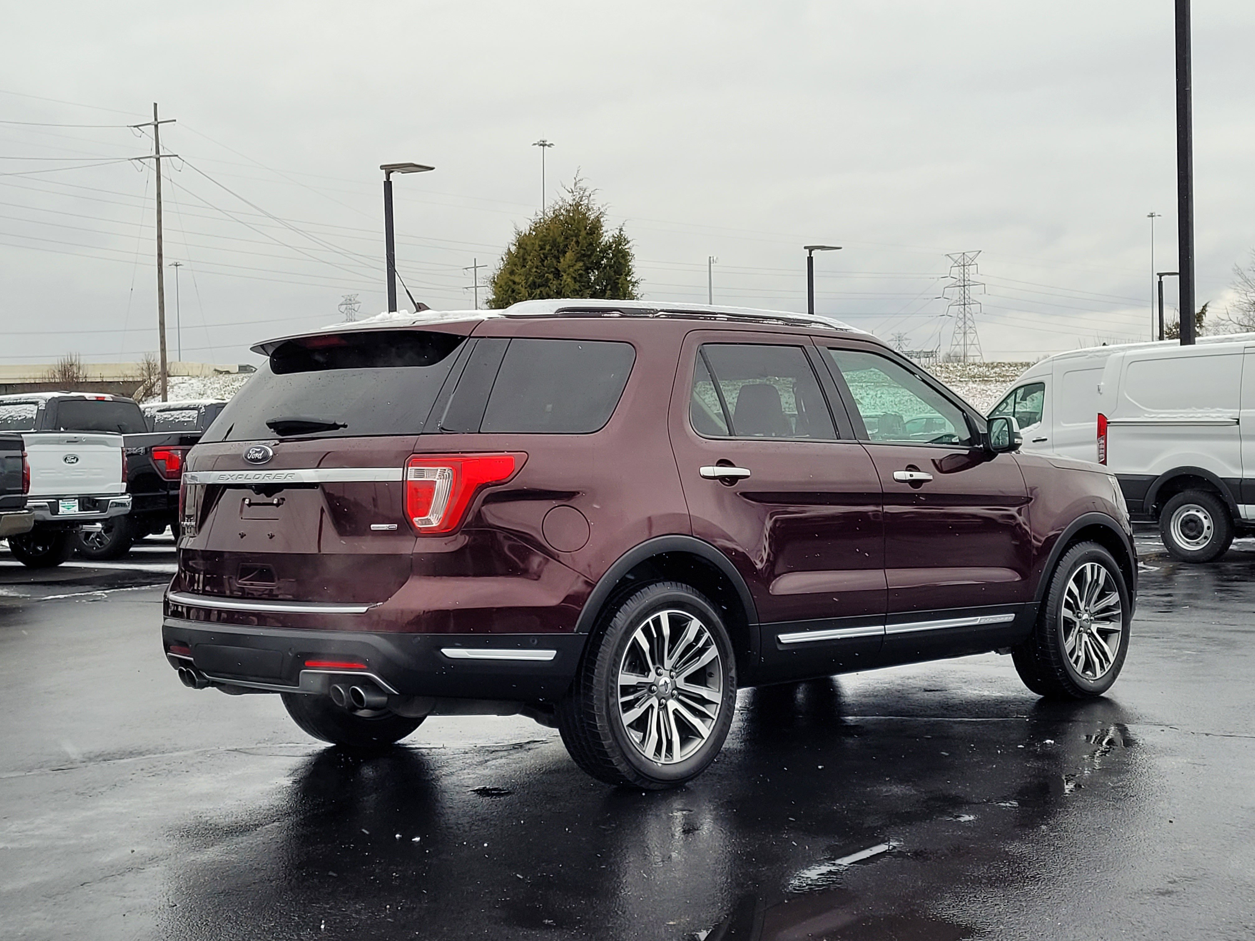 Certified 2019 Ford Explorer Platinum image 4
