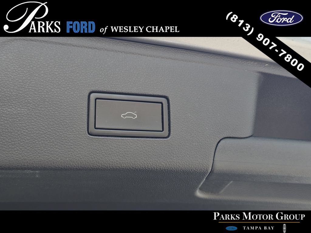 Used 2020 Volkswagen Atlas Cross Sport SE w/ Towing Package AWD/4WD image 9