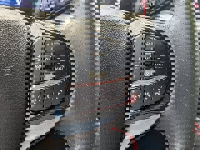 Certified 2025 Ford Explorer ST-Line w/ Premium Package image 21