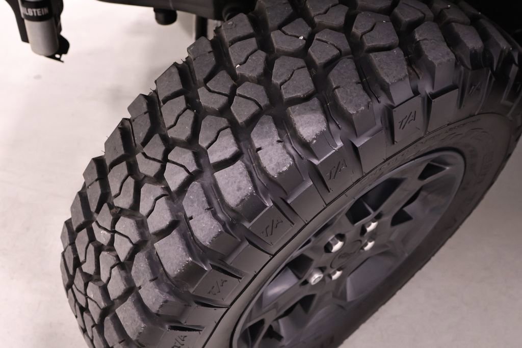 Used 2023 Jeep Gladiator Willys image 35