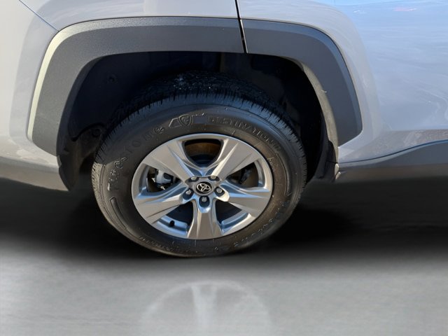 Used 2024 Toyota RAV4 XLE AWD/4WD image 26