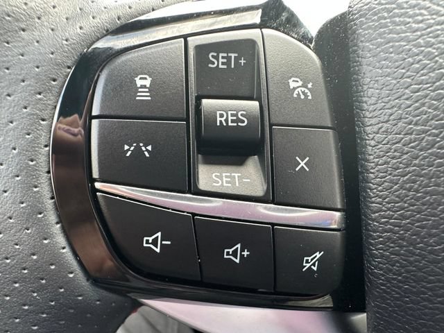 Certified 2025 Ford Explorer ST AWD/4WD image 14