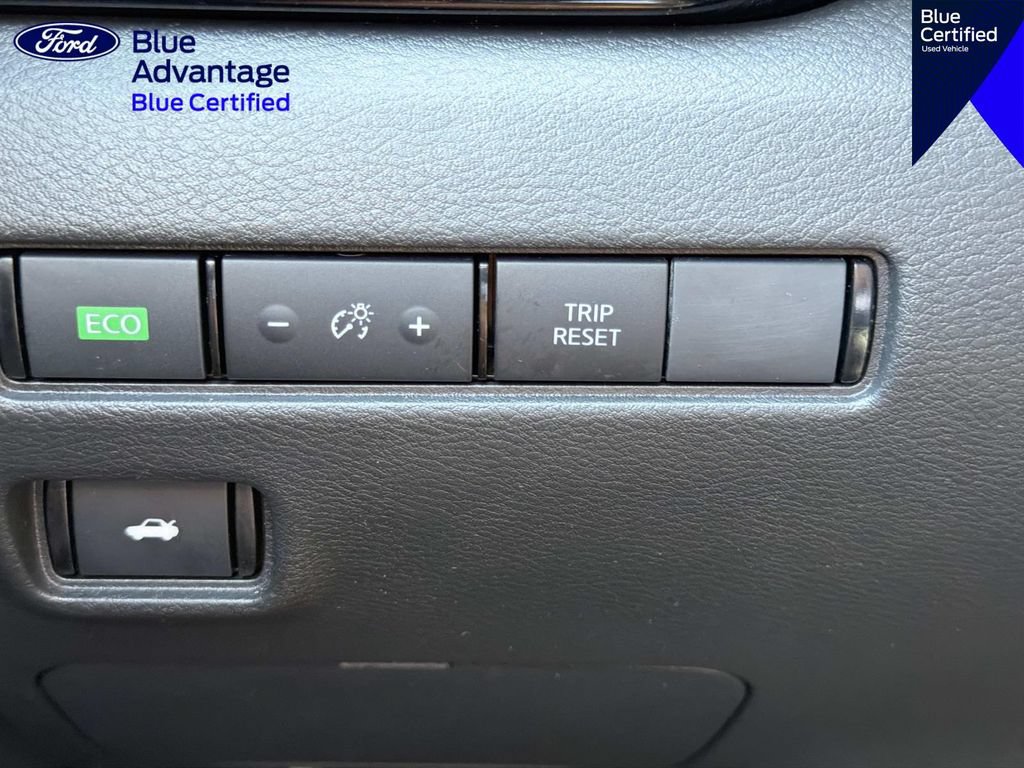 Used 2025 Nissan Sentra SV w/ All-Weather Package FWD image 26