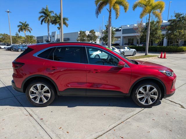 Certified 2024 Ford Escape Platinum image 5